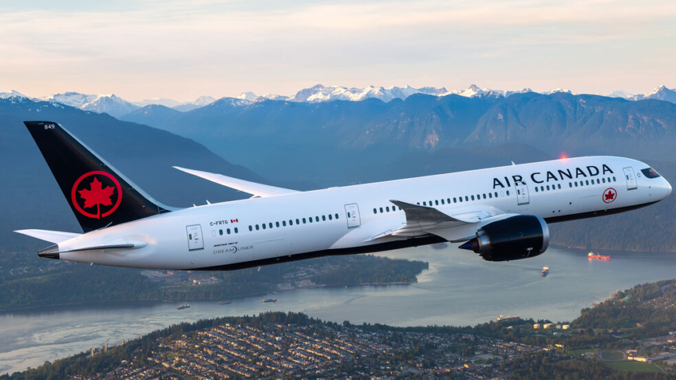 Air Canada dreamliner