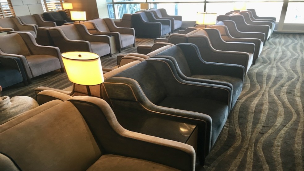 plaza premium lounge vancouver international airport