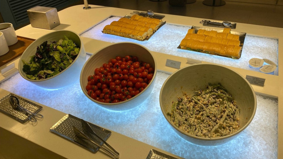 korean air business class lounge catering seoul incheon airport