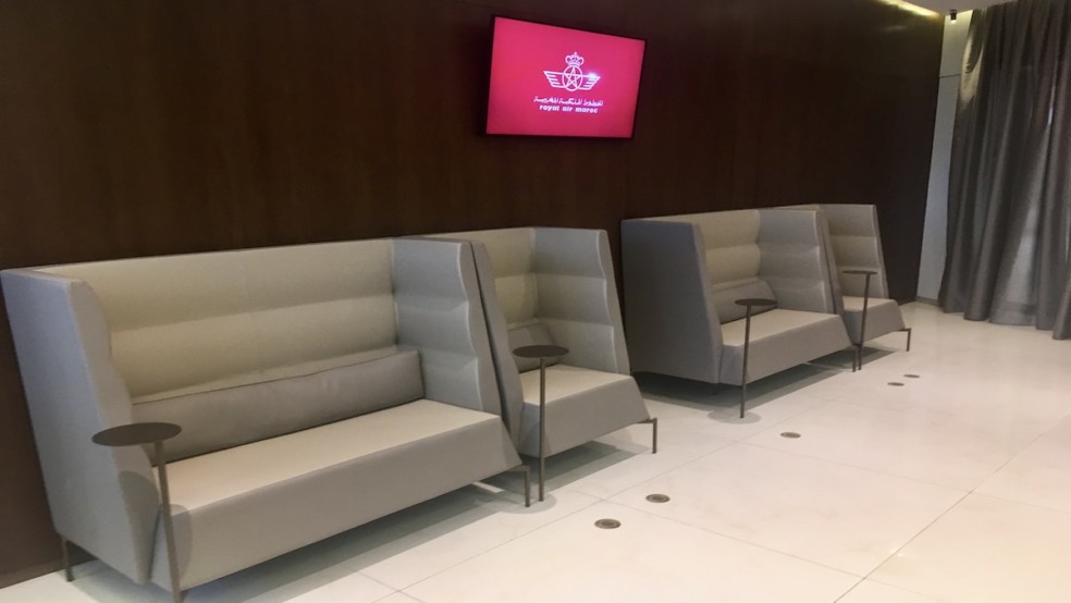 royal air maroc le zenith lounge casablanca airport